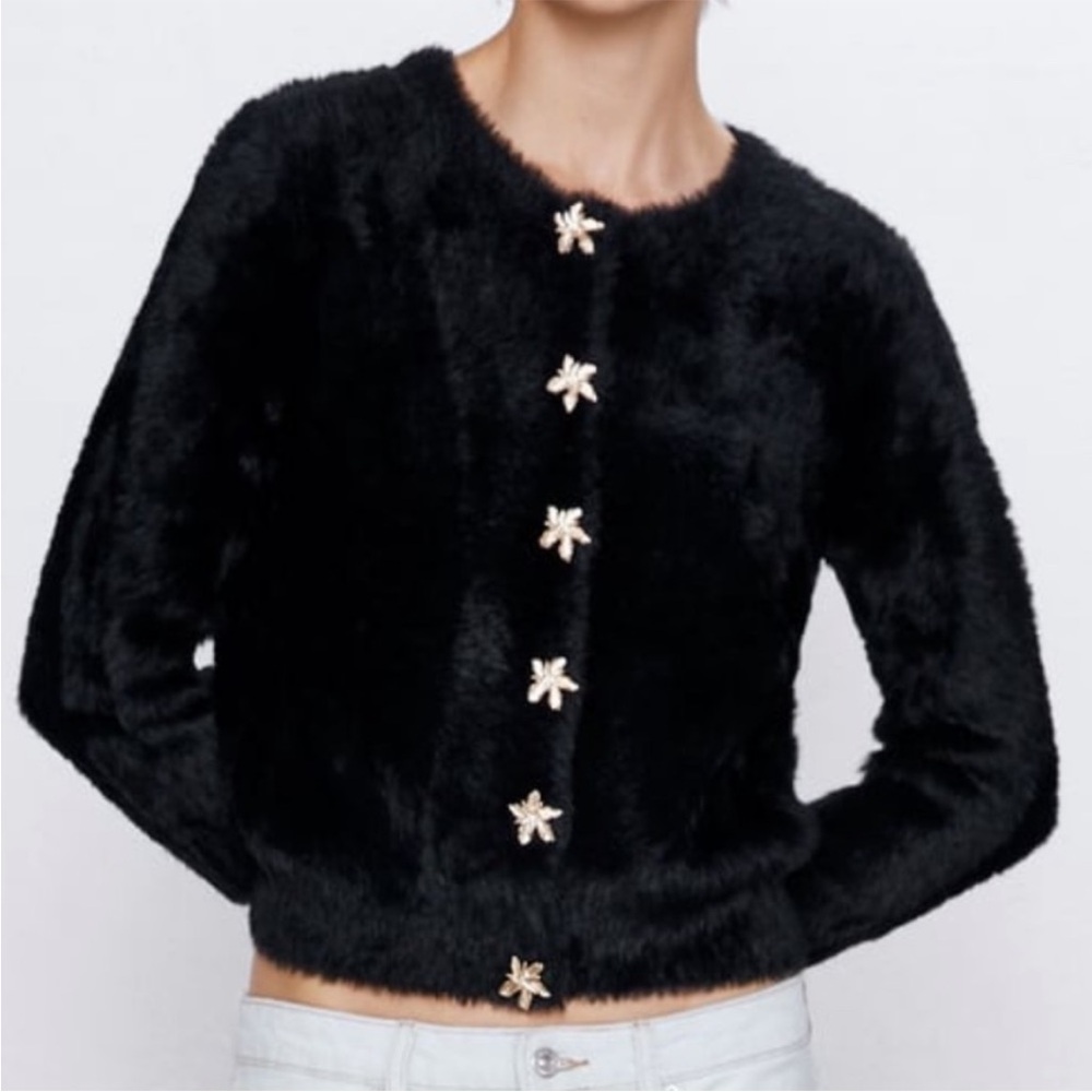 NWT Zara black faux fur cardigan with gold floral buttons ✨